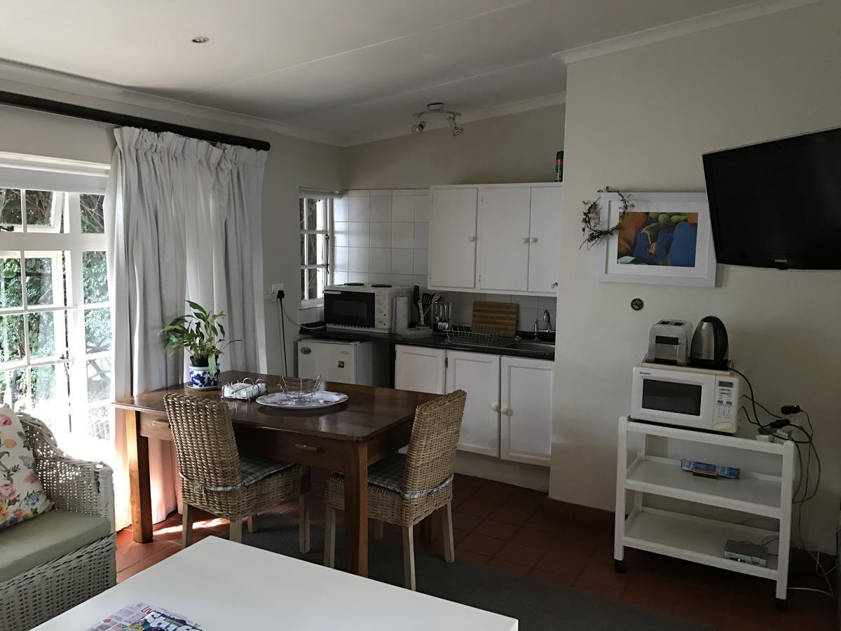 יוהנסבורג Waterfall Cottages מראה חיצוני תמונה