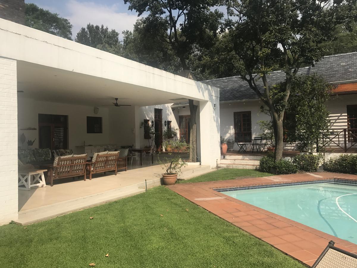 יוהנסבורג Waterfall Cottages מראה חיצוני תמונה