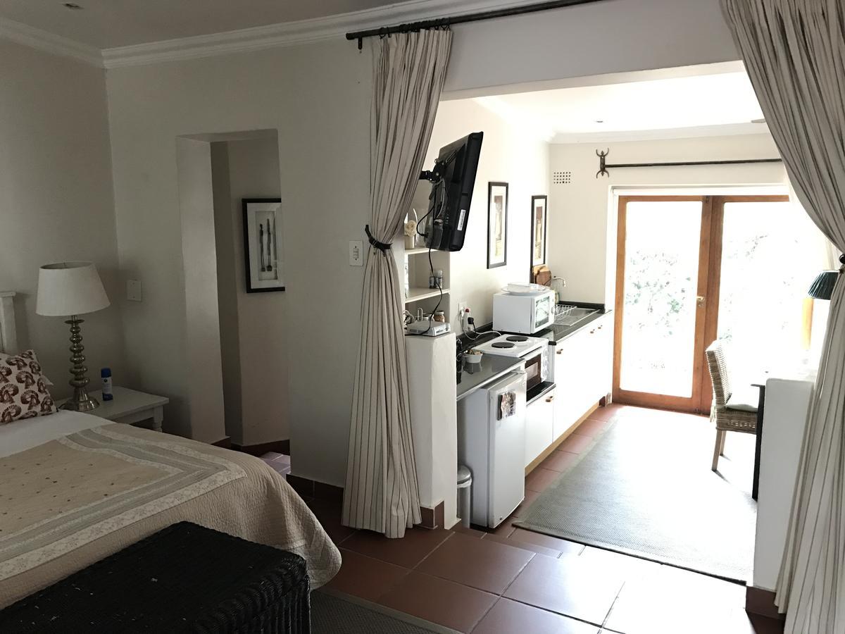 יוהנסבורג Waterfall Cottages מראה חיצוני תמונה